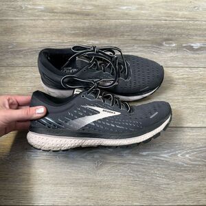 Brooks Ghost Athletic Running Sneakers Sz 7.5